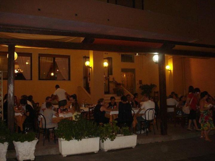 Bed and Breakfast Un Posto Al Sole Torretta  Exterior foto