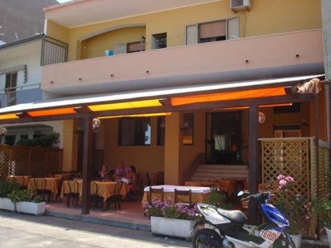 Bed and Breakfast Un Posto Al Sole Torretta  Exterior foto